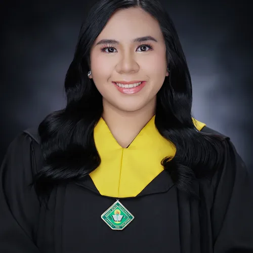 Zymon Sophia Claudine Papa